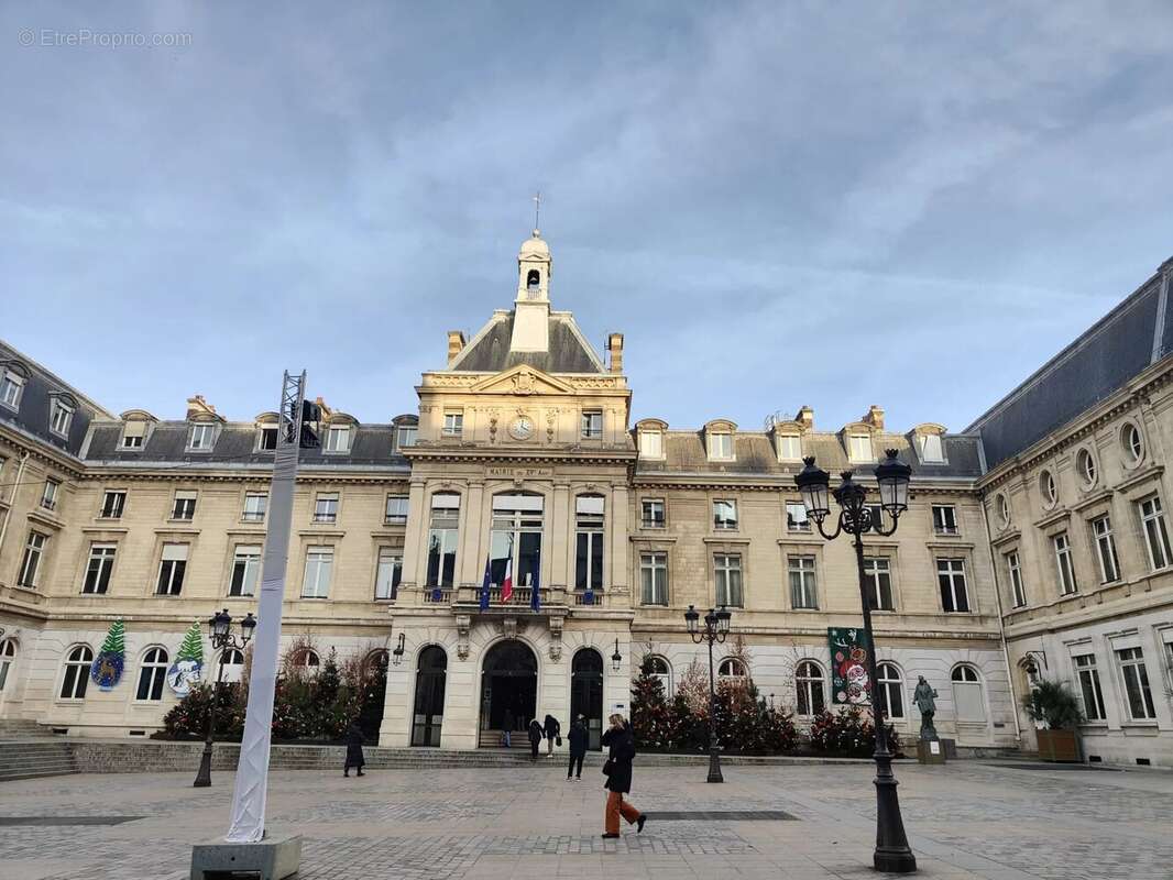 Appartement à PARIS-15E