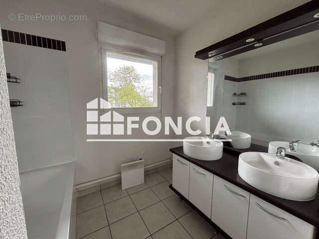 Appartement à CARCASSONNE