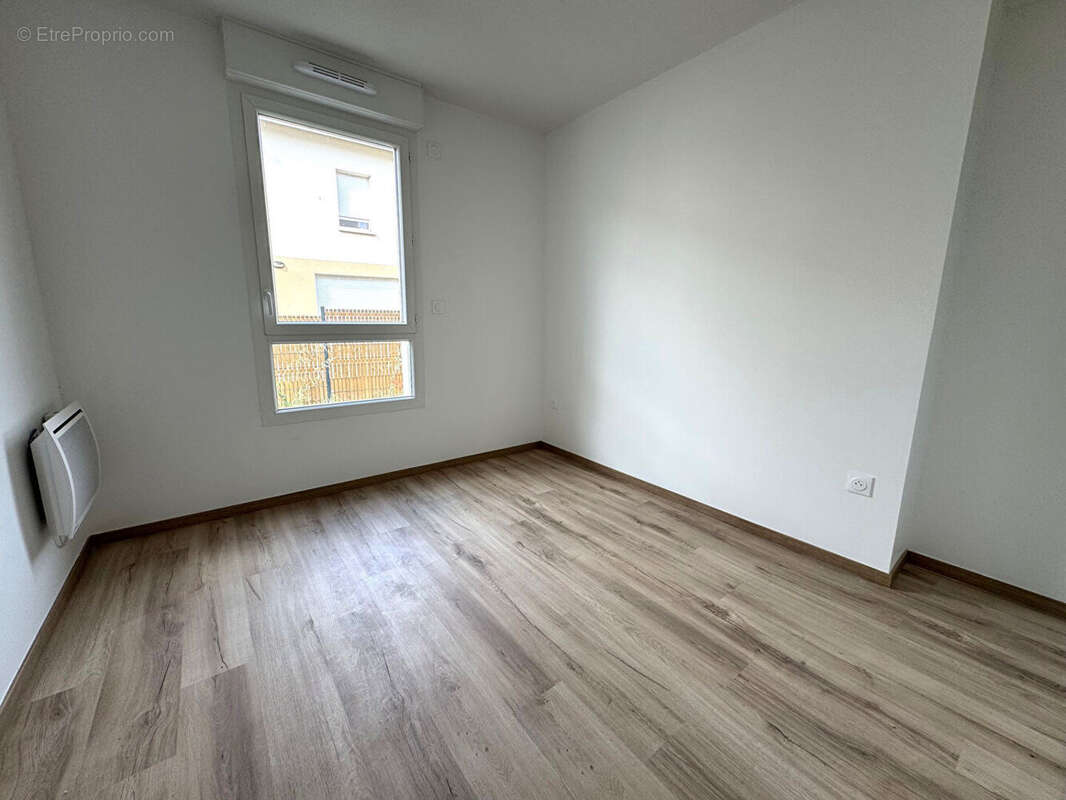 Appartement Pins Justaret 3 pièces de 62m² + 100m² de terrasse et jardin ! - photo 4