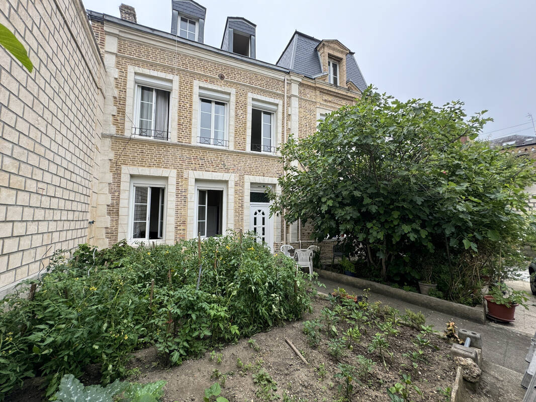 Maison à ELBEUF