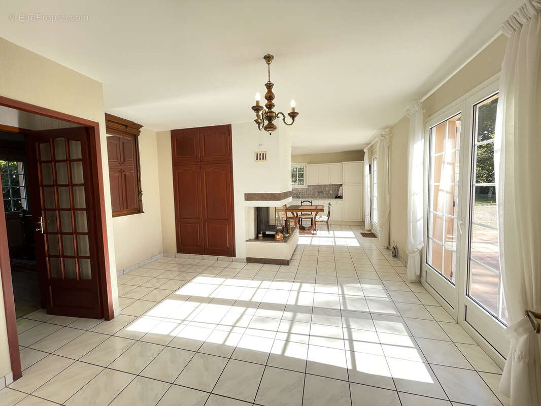 Maison à BELIN-BELIET