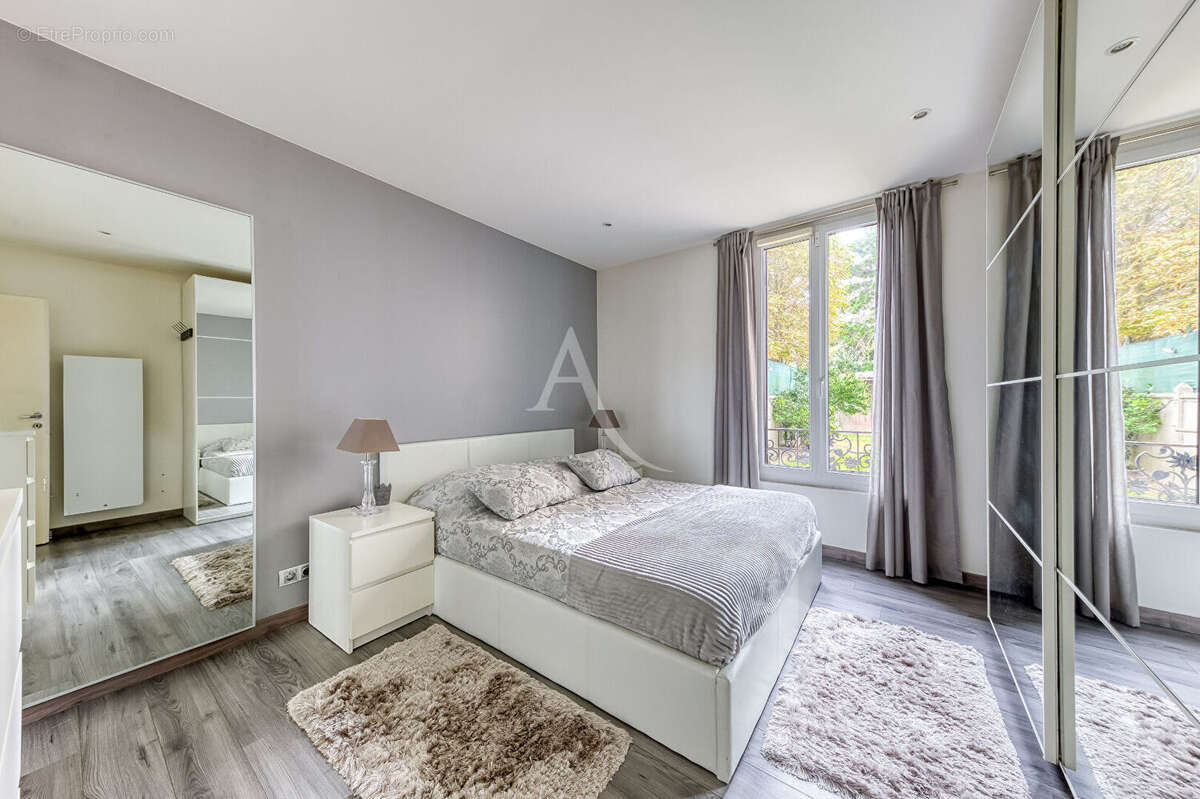 Maison à VAIRES-SUR-MARNE