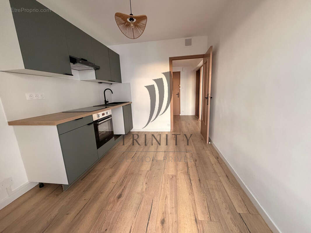 Appartement à GUILHERAND-GRANGES