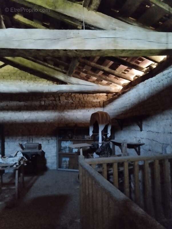 Maison à CHEF-BOUTONNE