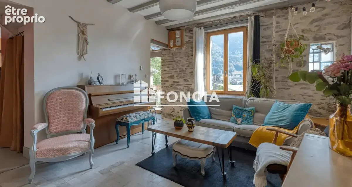 Charmante maison en pierres avec grange - CRETS EN BELLEDONNE - photo 4
