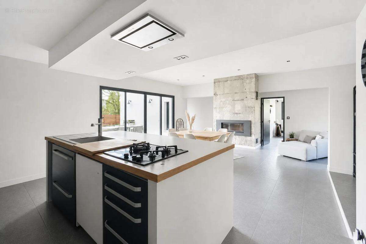 Maison lumineuse et spacieuse à Louer proche Dax - photo 10