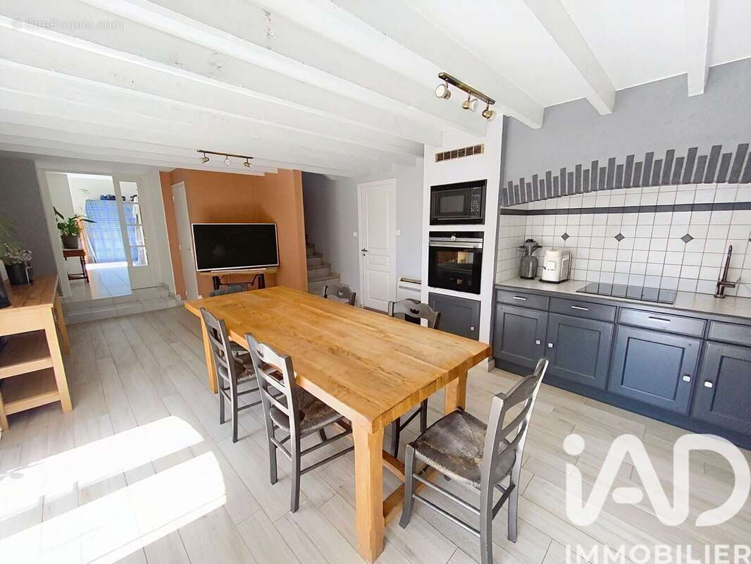 Photo 2 - Maison à TINTENIAC