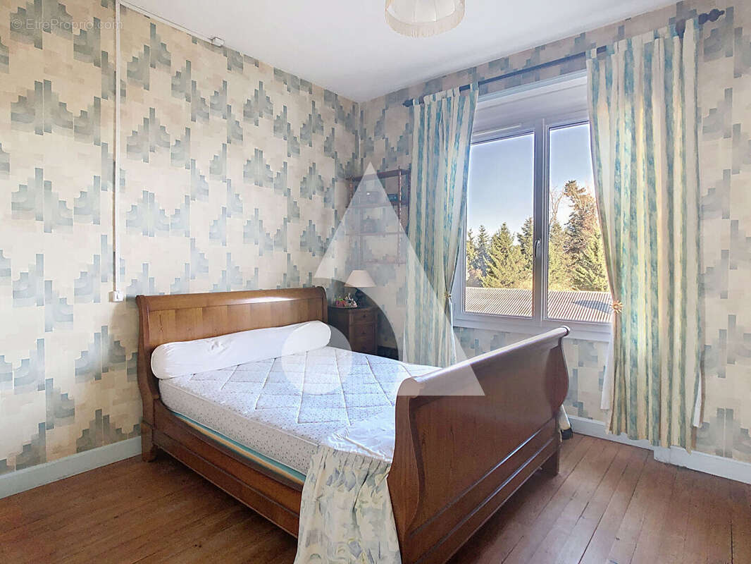 Appartement à SAINT-SYMPHORIEN-SUR-COISE