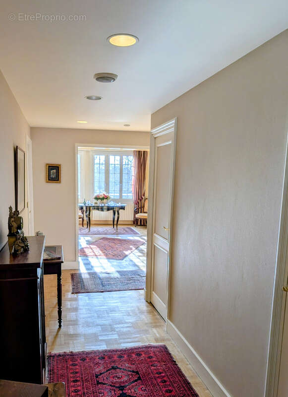 Grand appartement a vendre orleans parc pasteur - photo 13