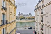 Appartement à PARIS-4E