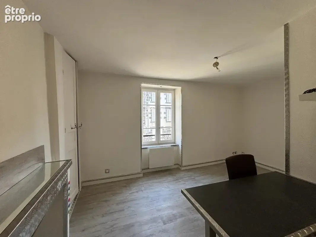 Clermont-Ferrand Hypercentre : Immeuble de rapport - 5 appartements et caves - photo 7