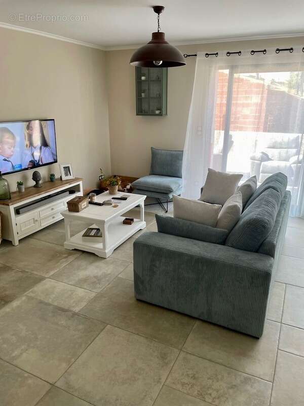 Maison à VILLEDUBERT