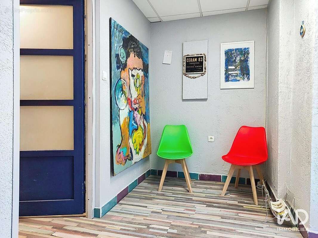 Photo 2 - Commerce à TOULON