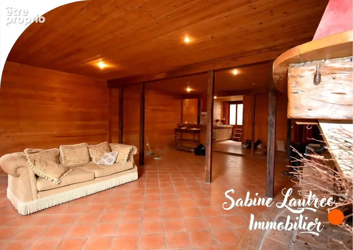 Maison de village de 208 m2 au cœur de Lautrec   beaux volumes et garage - photo 3