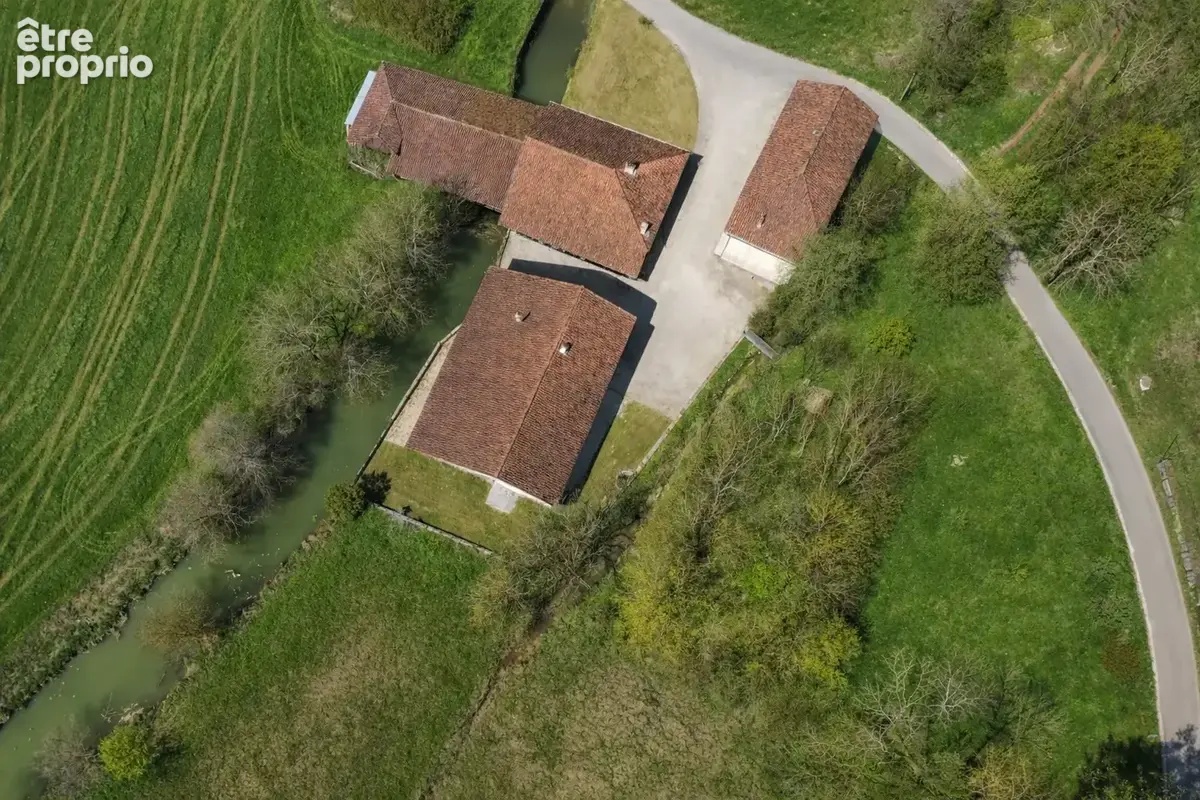 Moulin d’origine XVème siècle - Propriété de caractère avec droit d’eau - 1,6 ha - DPE A - photo 20
