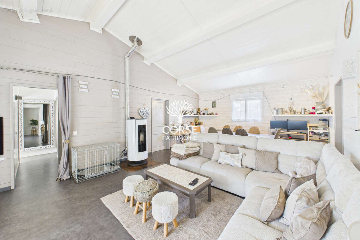 Maison à PORTO-VECCHIO