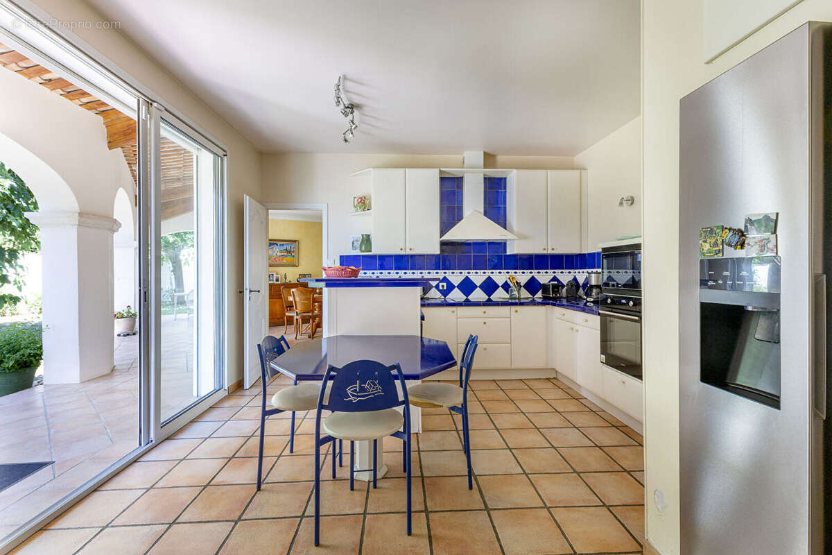 Maison Marseille 5 pièces 147 m² - photo 6