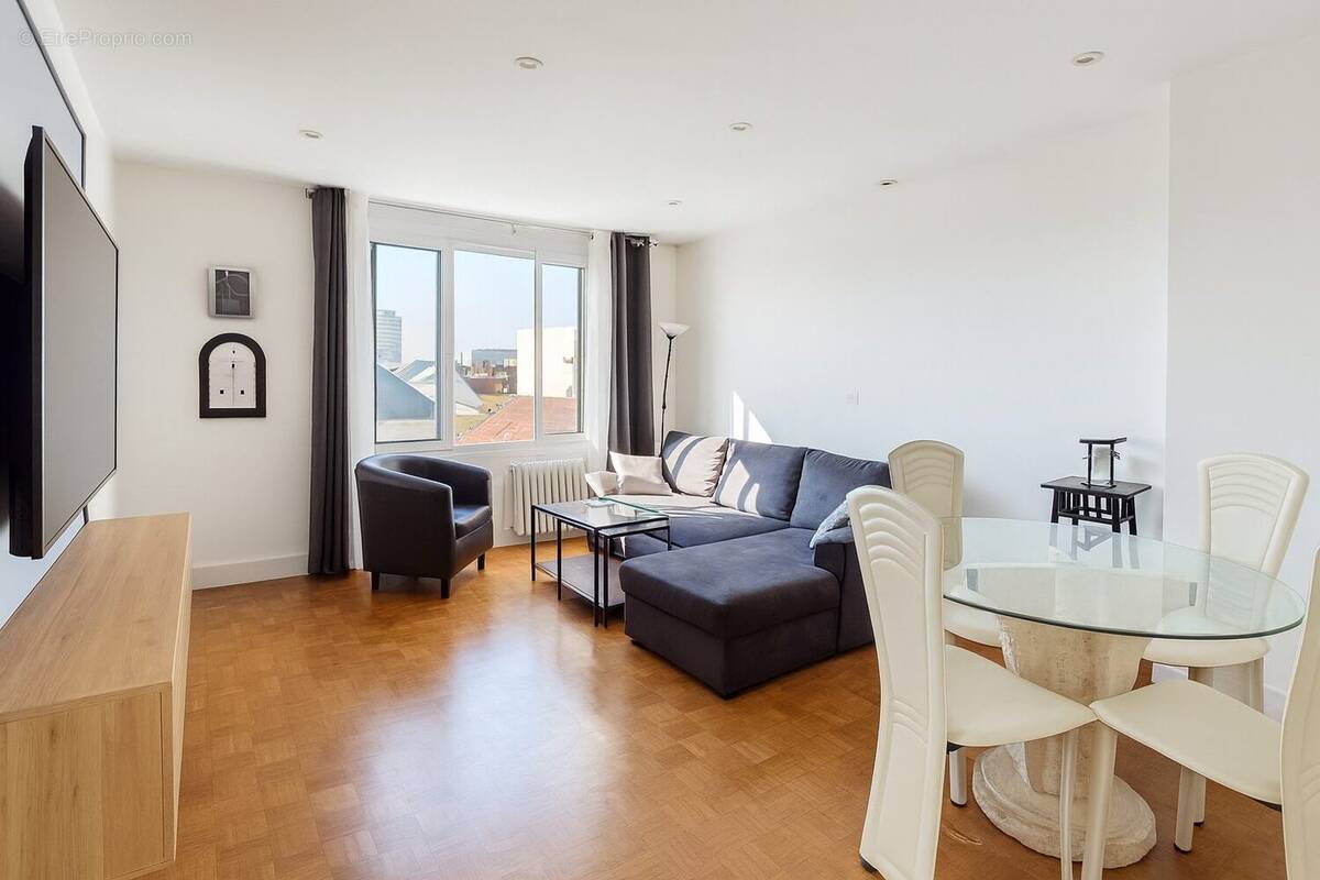 Appartement à MAISONS-ALFORT