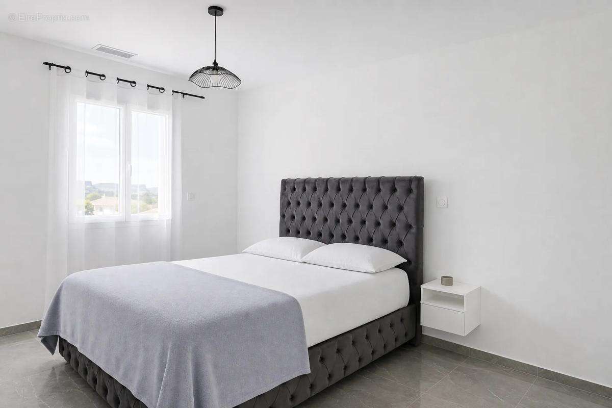 Maison à PIOLENC