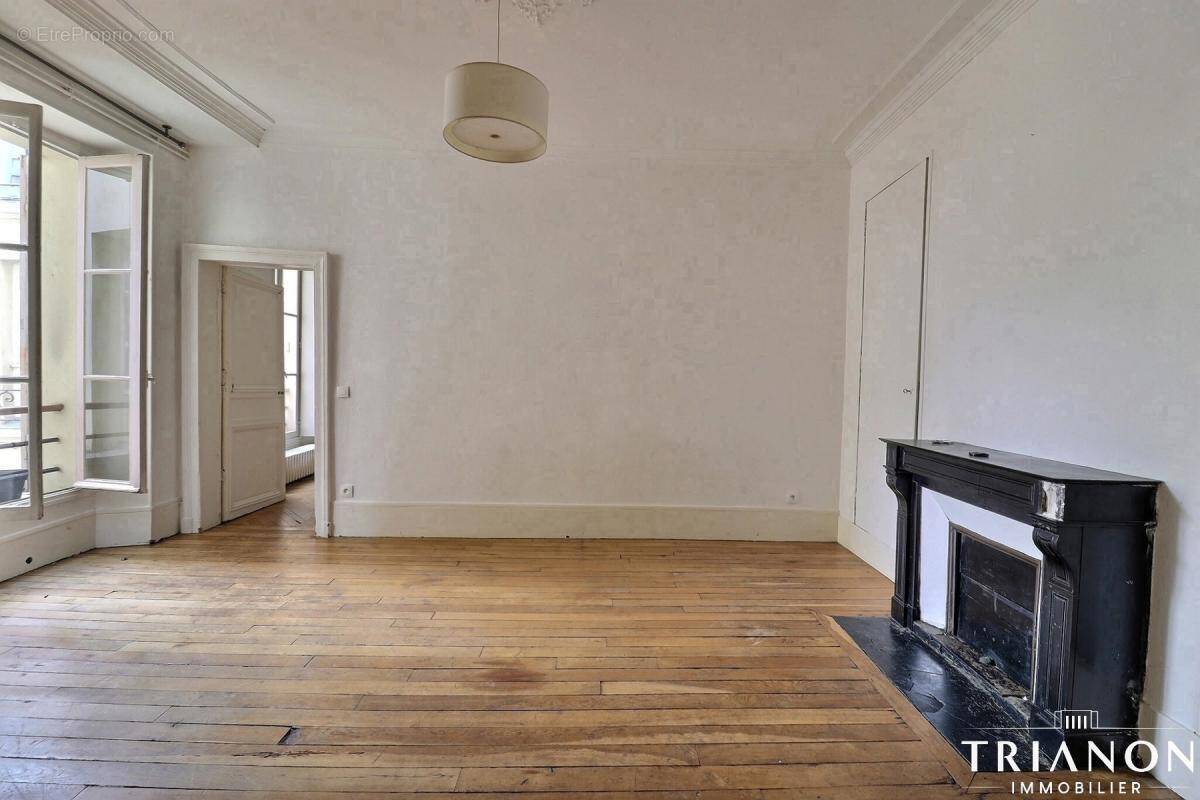 Appartement à VERSAILLES