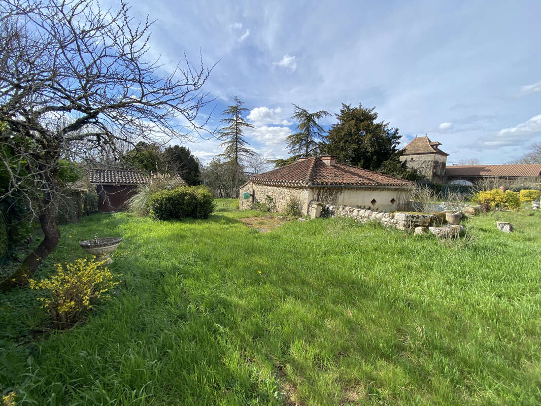 Maison à LACAPELLE-CABANAC