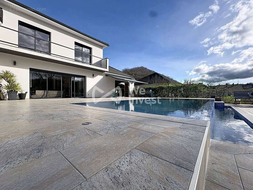 Maison 172 m² à Jurancon  - photo 2
