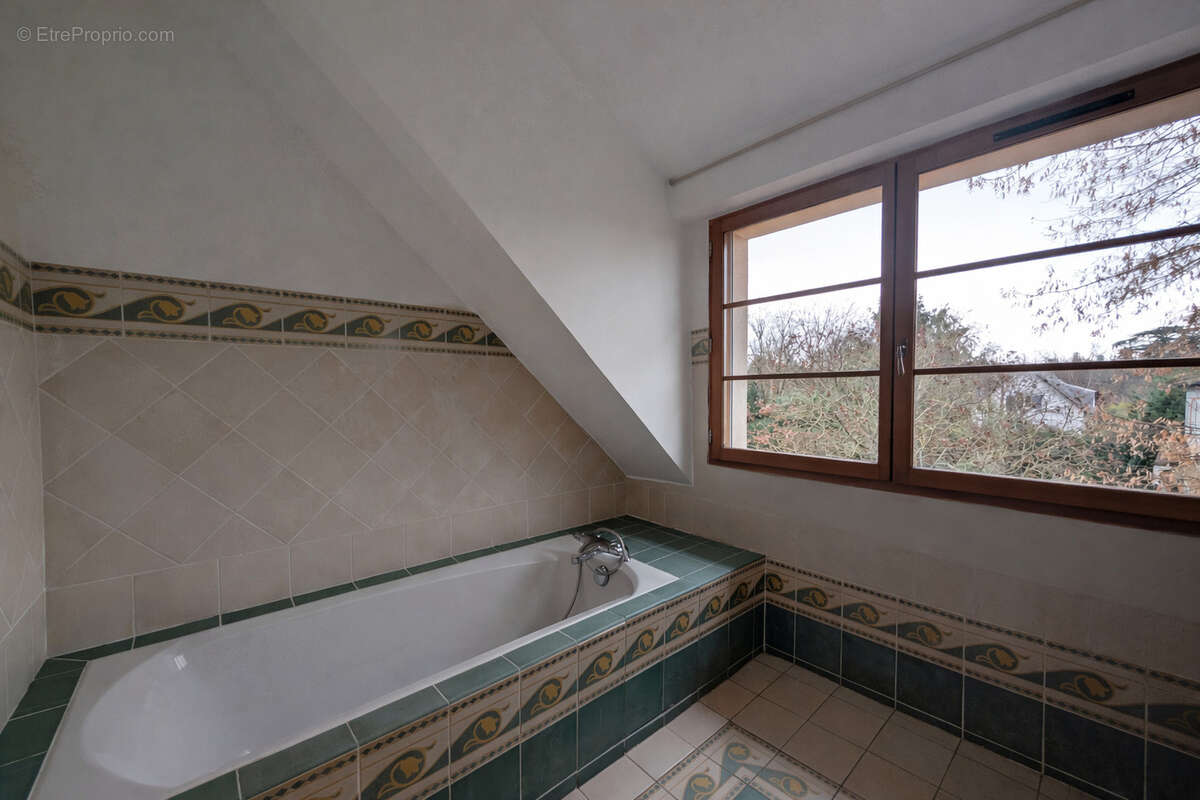 Maison à SOISY-SUR-SEINE