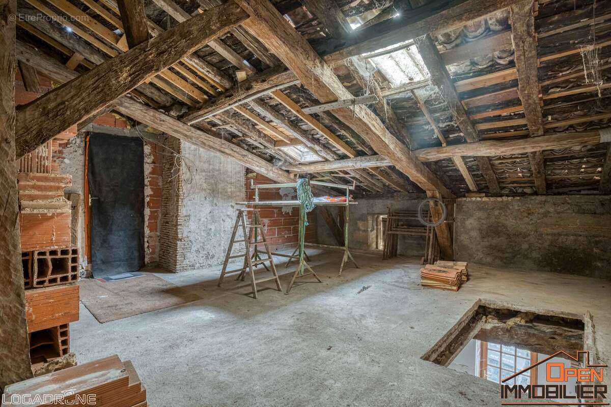 Appartement à CANCON