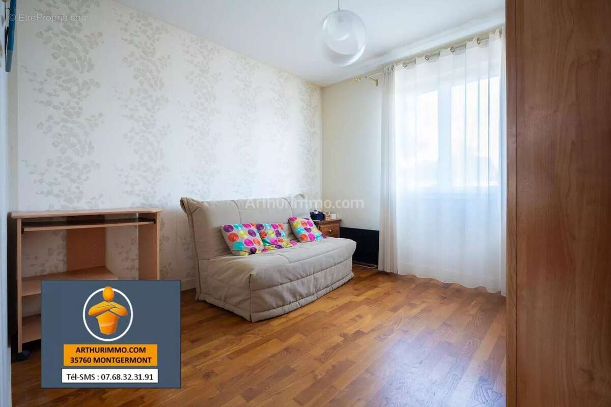 Maison à MONTGERMONT