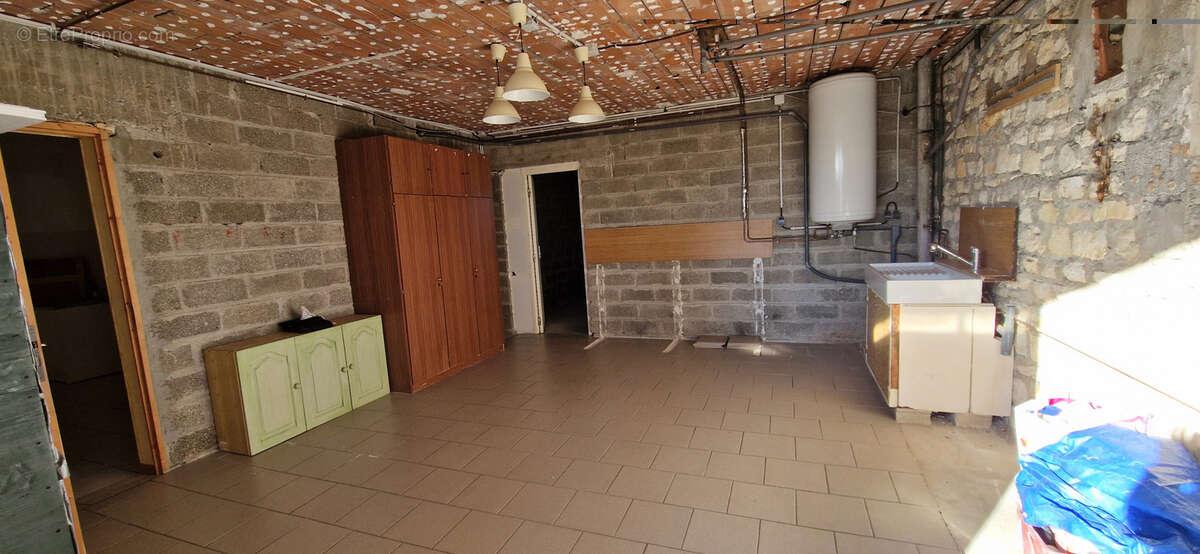 Maison à SAINT-MARTIN-DE-VALGALGUES