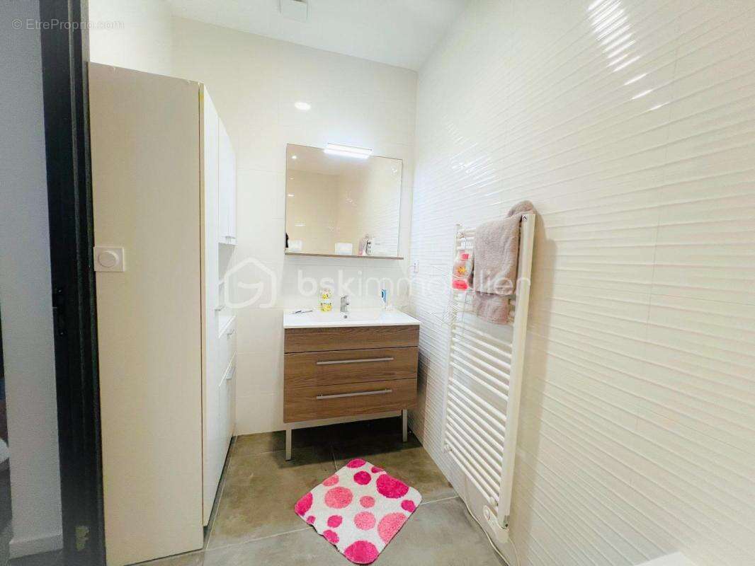 Appartement à CHAPONOST