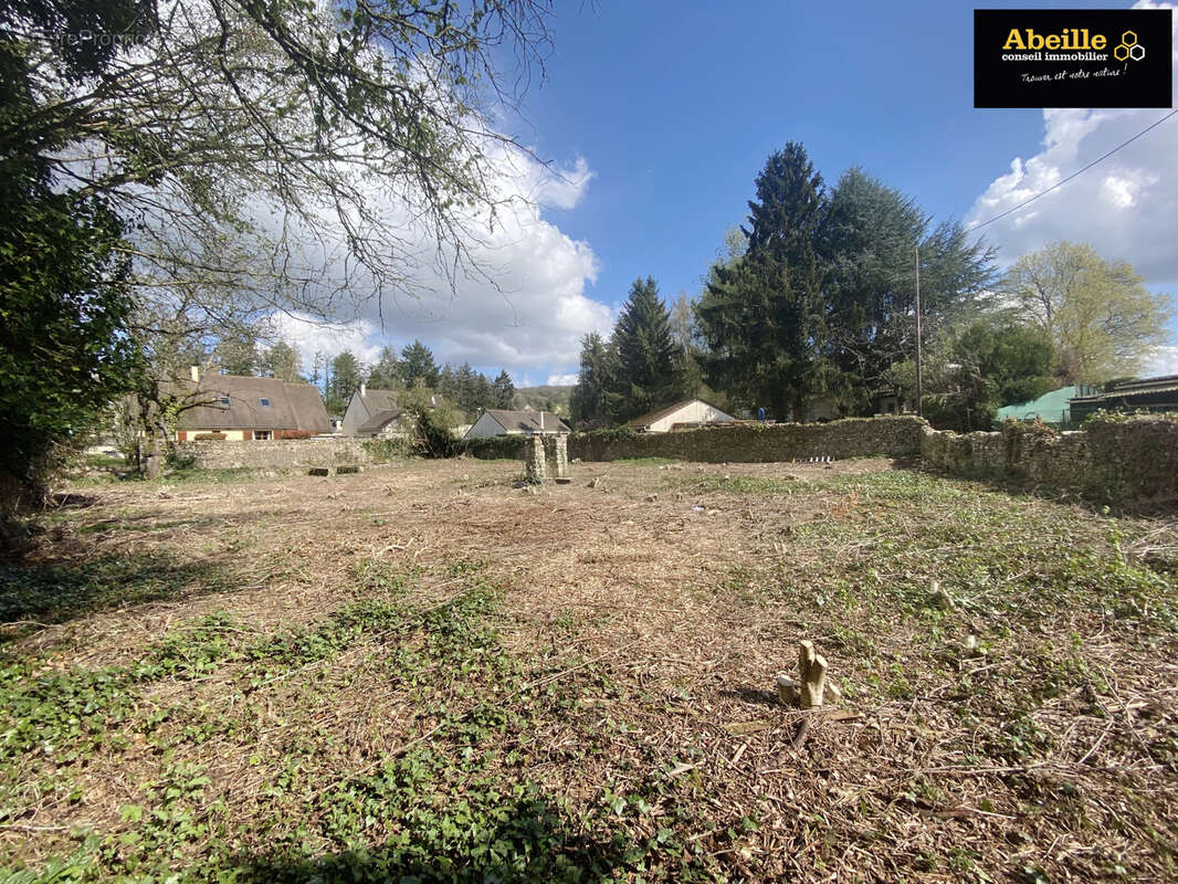 Terrain à VILLECONIN