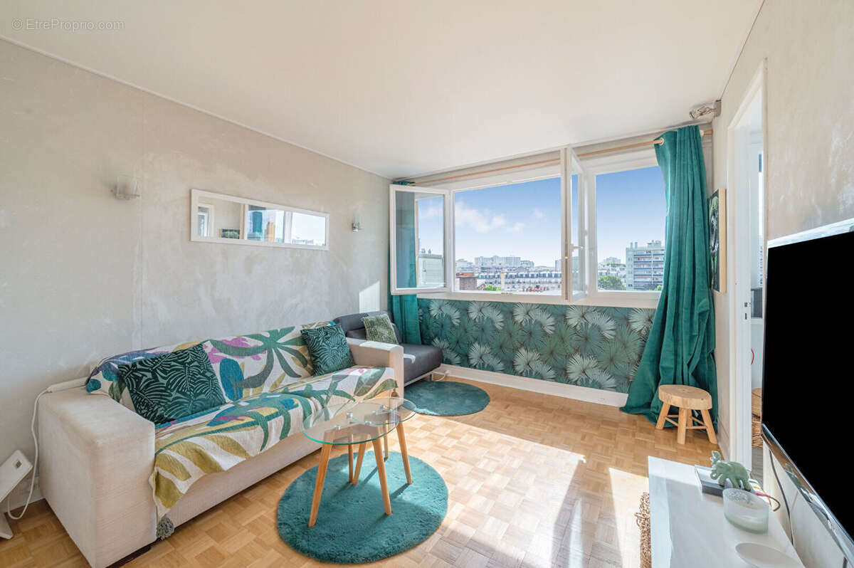 Appartement à PARIS-15E