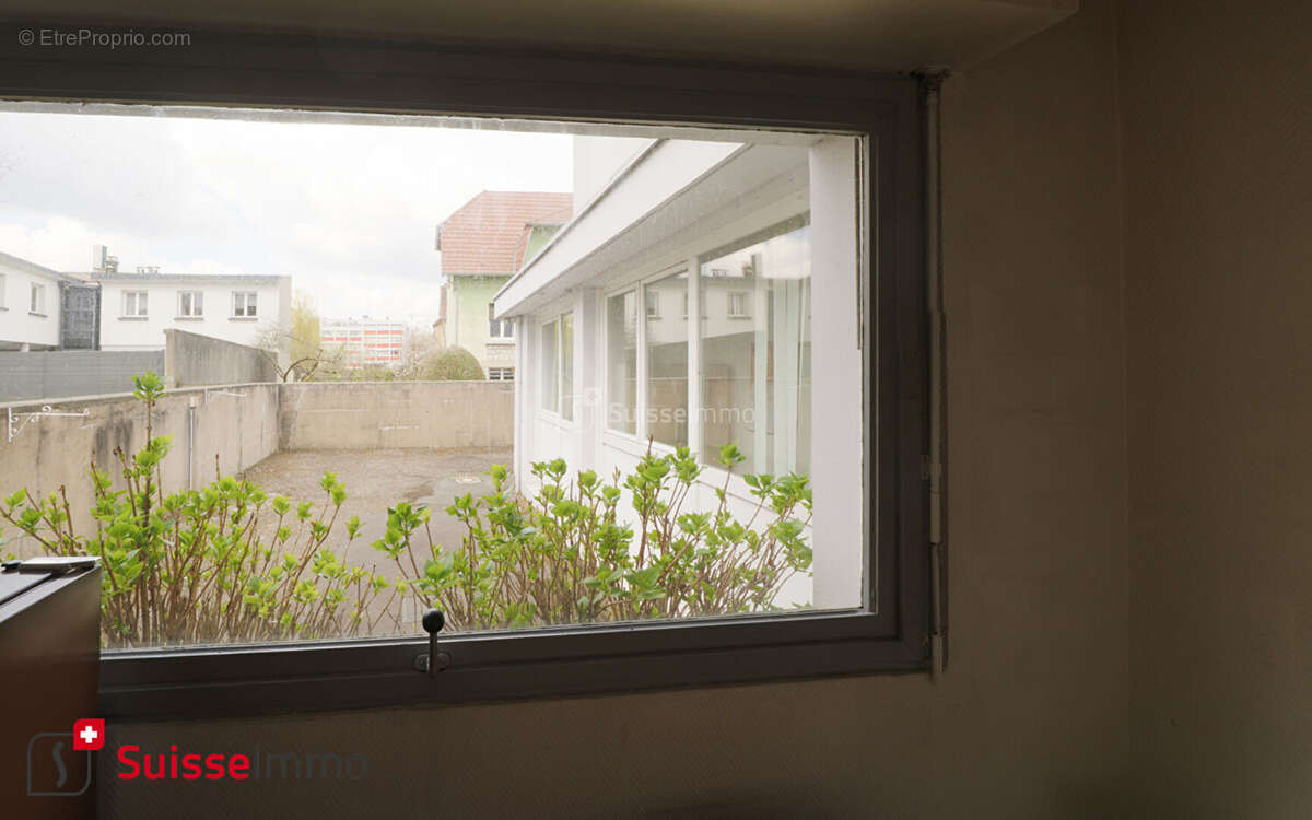 Local commercial  200 m2 - photo 11