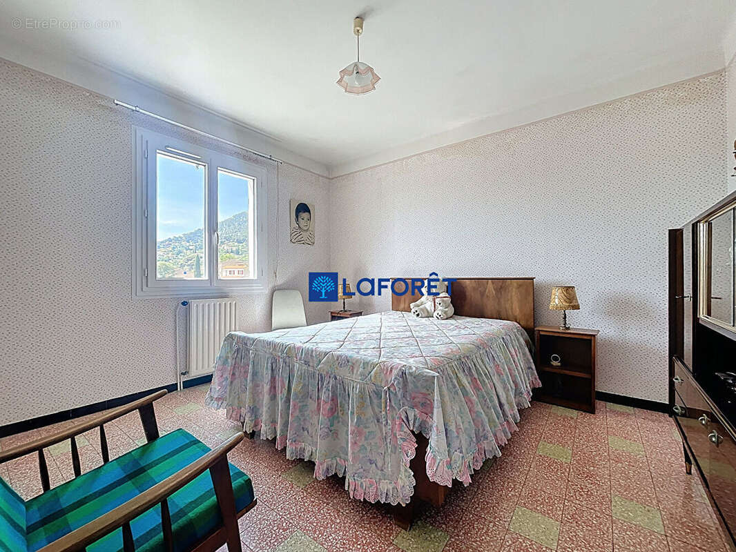 Maison à CARQUEIRANNE