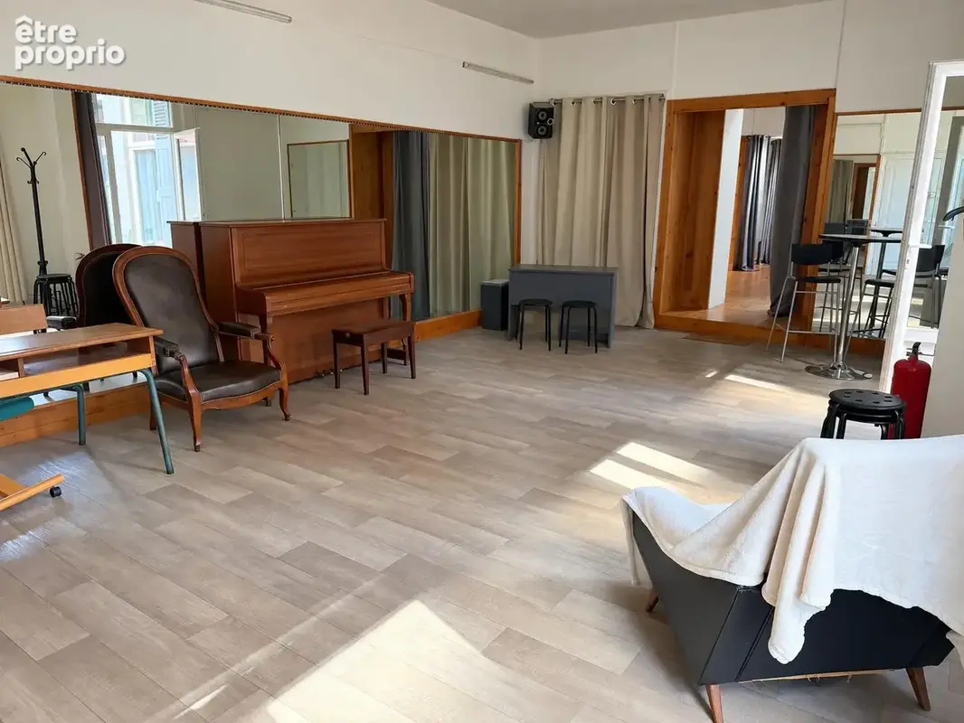 Maison de ville de caractère 170m2 avec garage - cœur de Saint-Chamond - photo 2