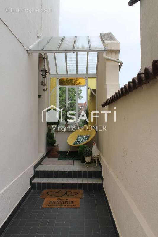 Photo 3 - Maison à CUSSET