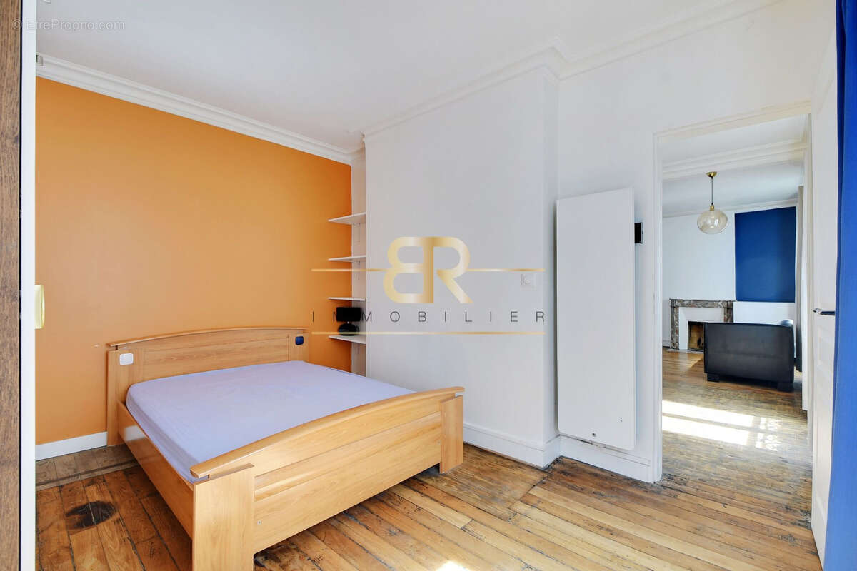 Appartement à PARIS-19E