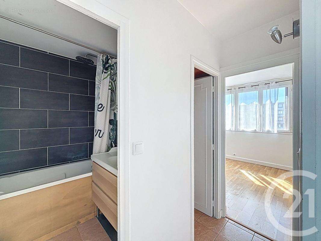 Appartement à THIAIS