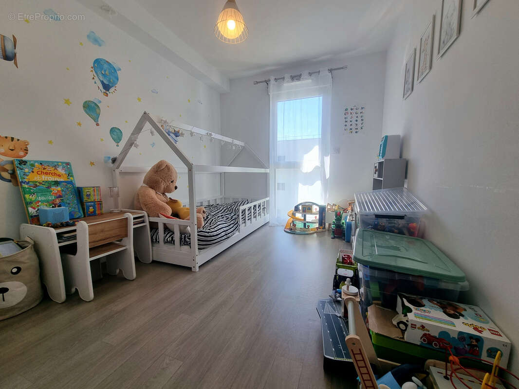 Appartement à SAINT-ERBLON