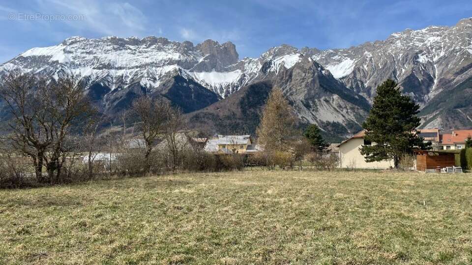 Terrain 461 m² à Chauffayer  - photo 2