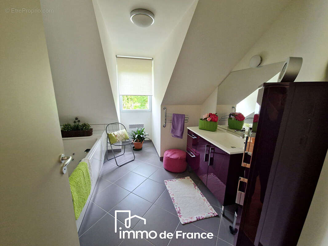 Maison à SALLES-LA-SOURCE