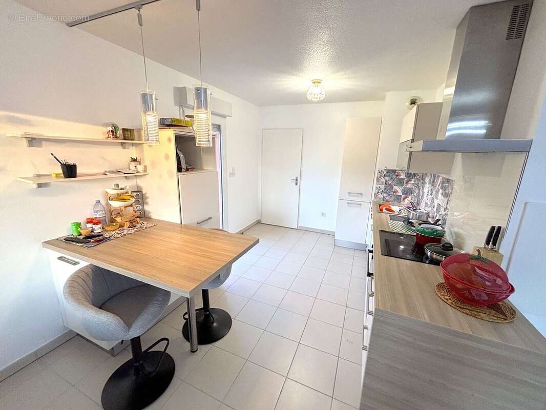 Maison à LA SALVETAT-SAINT-GILLES