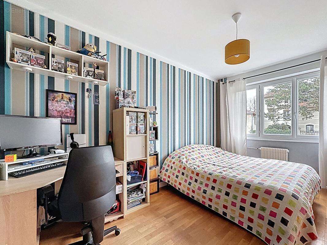 Appartement à TASSIN-LA-DEMI-LUNE