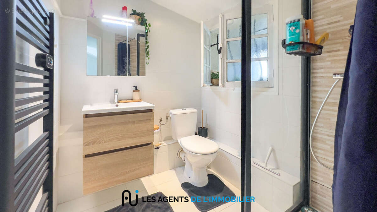 Appartement à NANTERRE