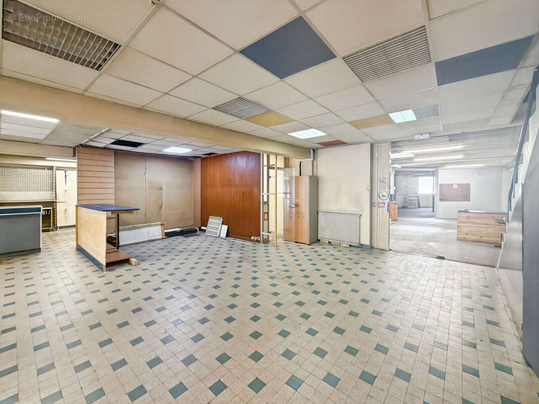 Local commercial Libourne 520 m2 - photo 3