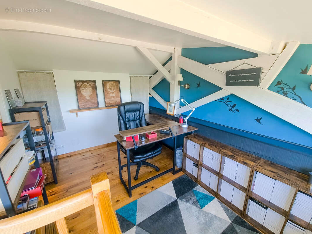 Maison à SAINTE-MAURE-DE-PEYRIAC