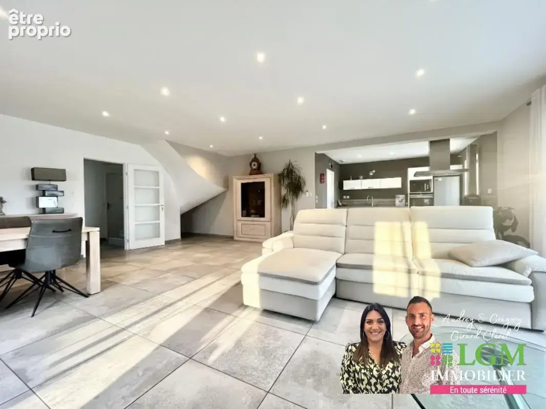 Maison récente, familiale et lumineuse avec suite parentale en rez-de-chaussée, garage et belle pièce de vie 55 m² - photo 10