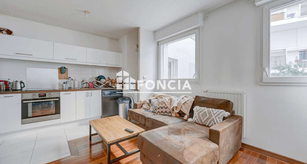 Appartement à ISSY-LES-MOULINEAUX