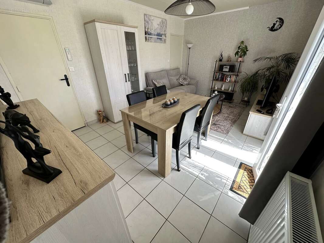 Maison à SAINT-JEAN-DE-THOUARS